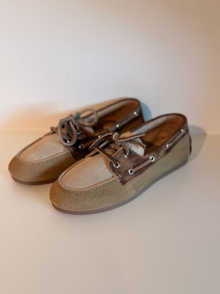 BOATLOAFER PATCHED TAN MIX