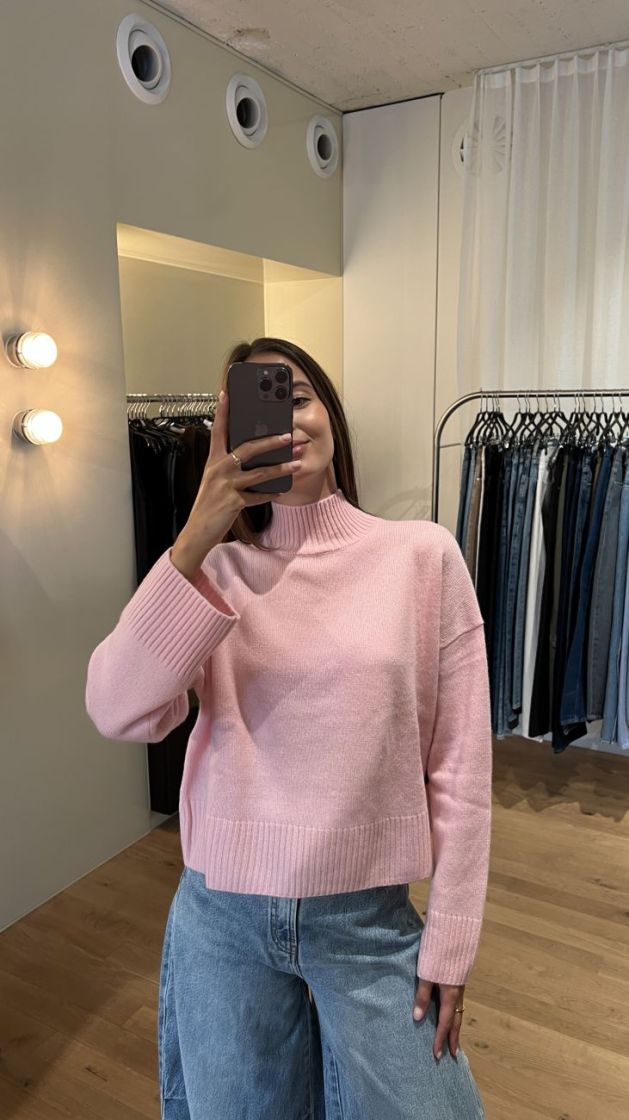 CARMEN FUNNEL NECK LYCHEE LUSH