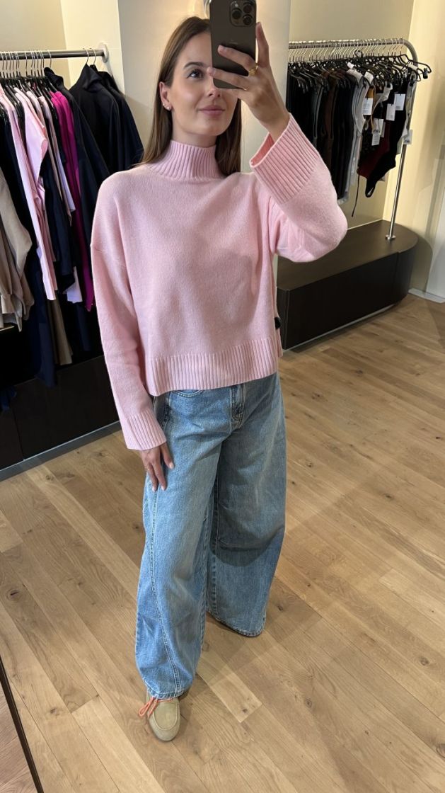 CARMEN FUNNEL NECK LYCHEE LUSH