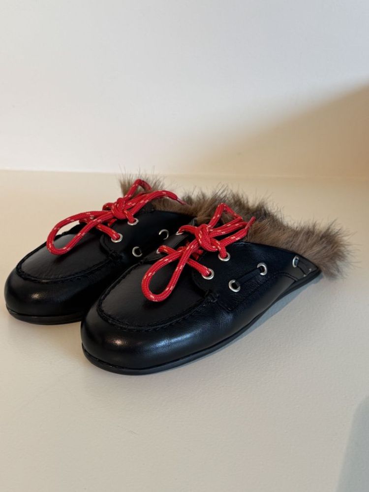 BOATLOAFER MULE HAIRY FUR BOX BLACK