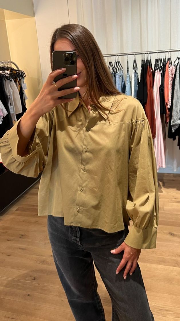 SELENI YELLOW 7004