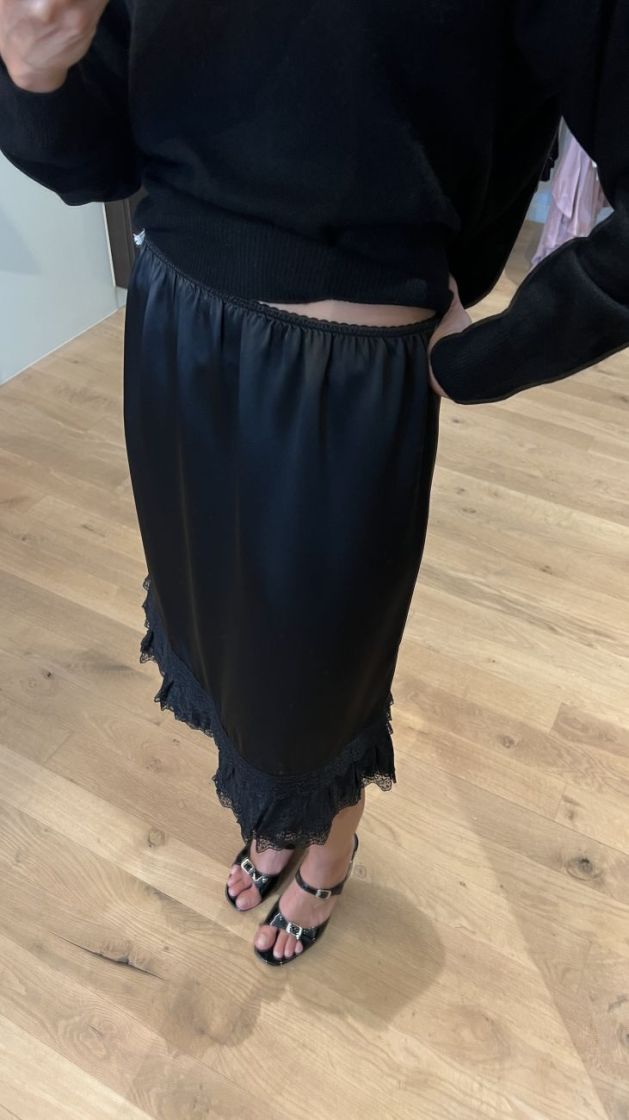 A1090315 BLACK 099