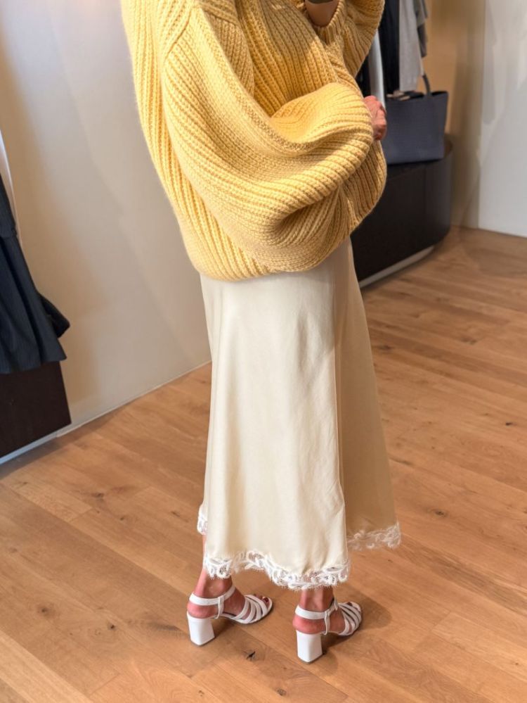 URA_3 YELLOW 7808